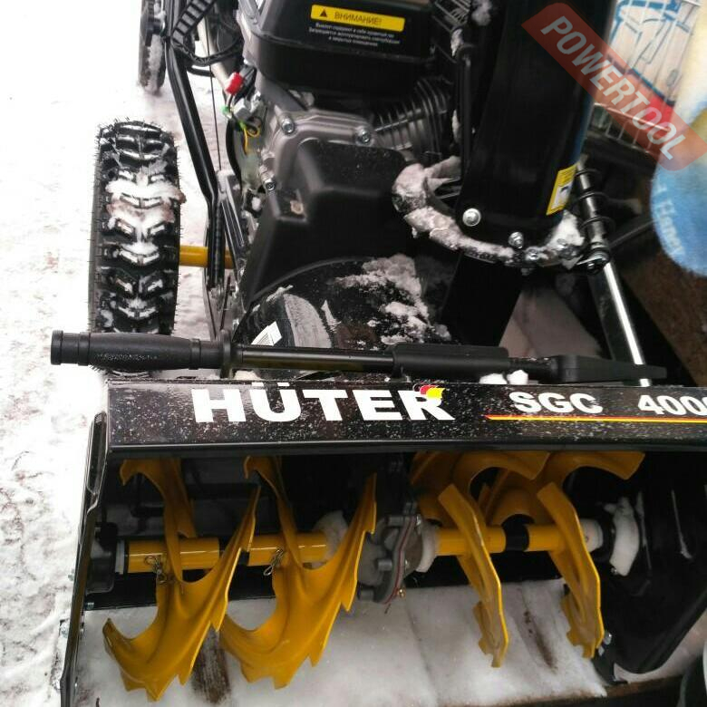 Huter sgc 4000b. Huter SGC 4000. Снегоуборщик Huter SGC 4000e. Huter 4000 снегоуборщик. Снегоуборочная машина Huter SGC 4000.